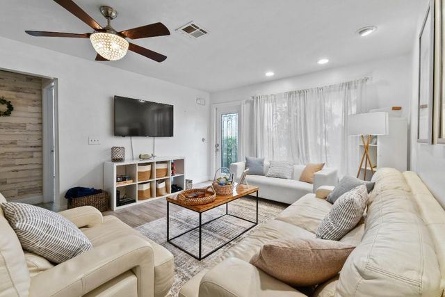 973 Laurel Road, North Palm Beach, FL 33408