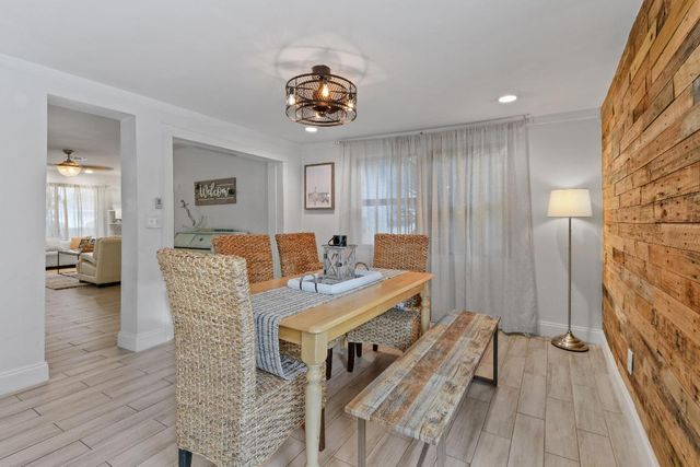 973 Laurel Road, North Palm Beach, FL 33408