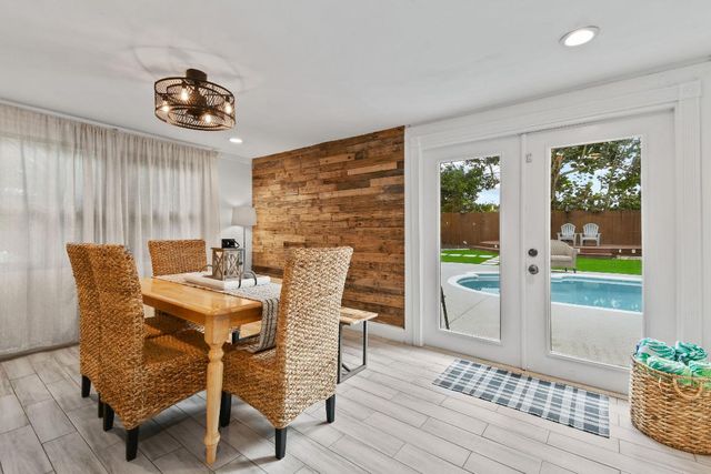 973 Laurel Road, North Palm Beach, FL 33408