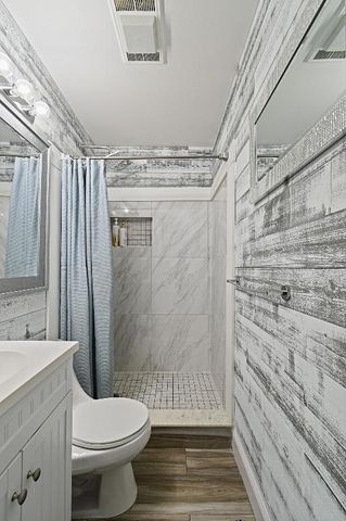 973 Laurel Road, North Palm Beach, FL 33408