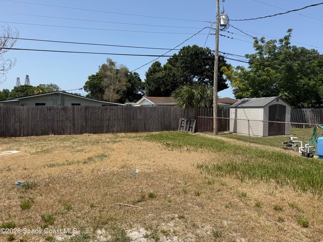 2500 Pepper Avenue, Melbourne, FL 32935