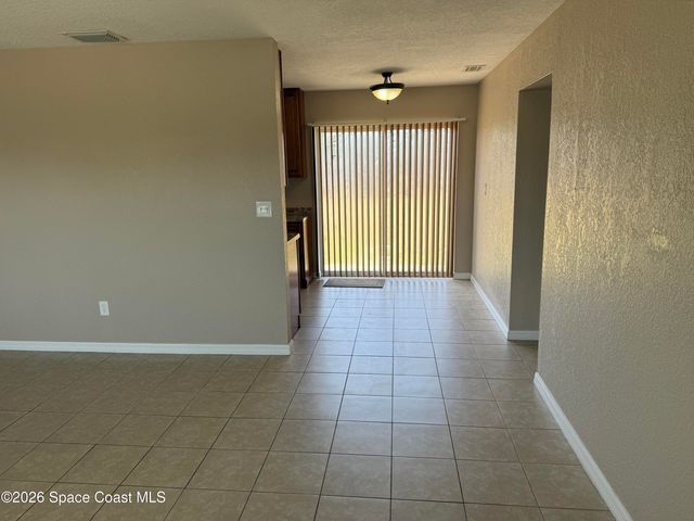2500 Pepper Avenue, Melbourne, FL 32935