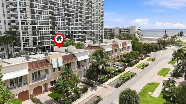 3237 NE 5th St 3237, Pompano Beach, FL 33062
