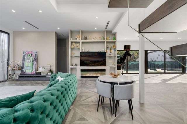 8005 Noremac Avenue, Miami Beach, FL 33141