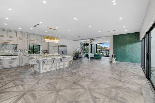 8005 Noremac Avenue, Miami Beach, FL 33141