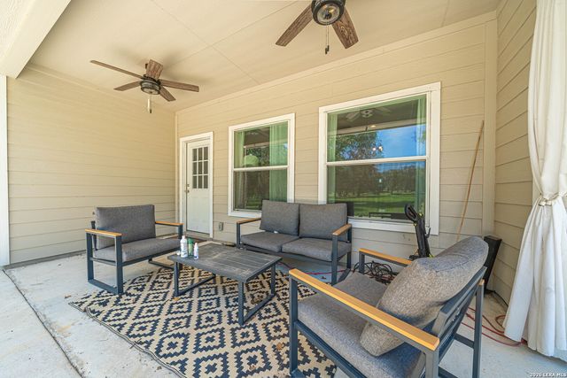 521 COUNTY ROAD 6868 E, Natalia, TX 78059