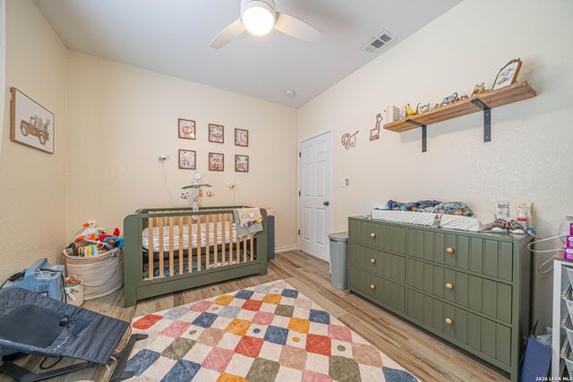 521 COUNTY ROAD 6868 E, Natalia, TX 78059