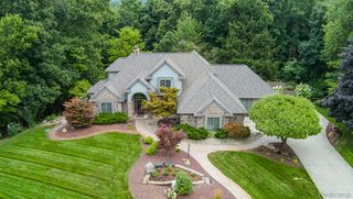 805 Maple Road, Groveland Township, MI 48462