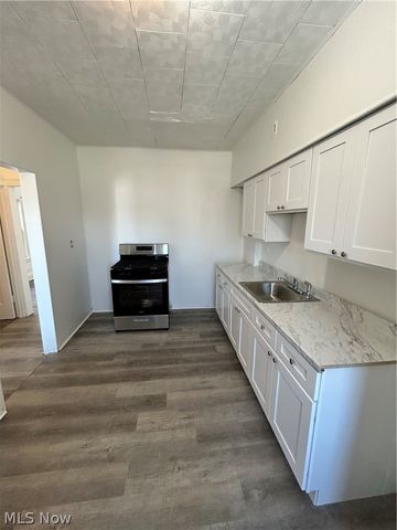 2232 W 103rd Street 5, Cleveland, OH 44102