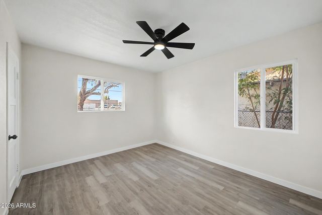 2611 W OSBORN Road, Phoenix, AZ 85017