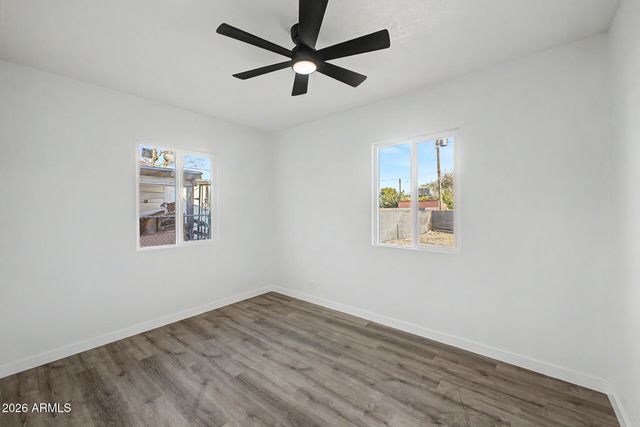 2611 W OSBORN Road, Phoenix, AZ 85017