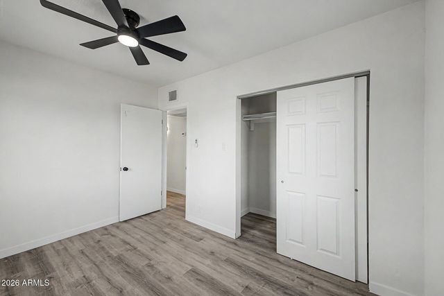 2611 W OSBORN Road, Phoenix, AZ 85017