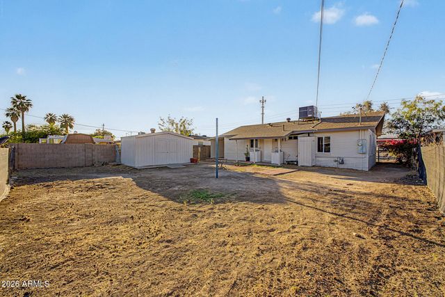 2611 W OSBORN Road, Phoenix, AZ 85017