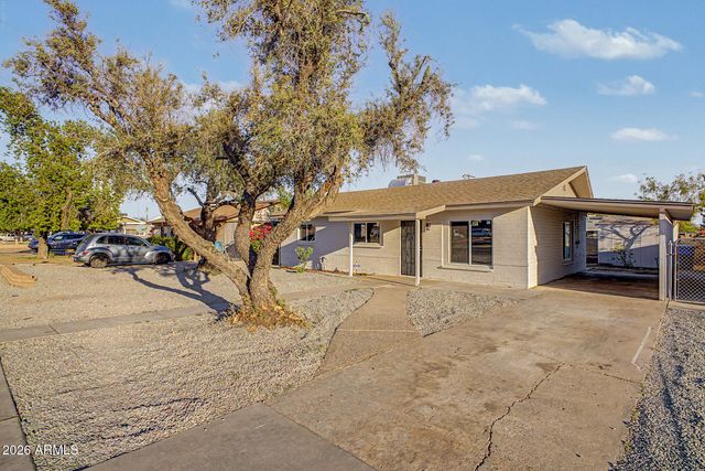 2611 W OSBORN Road, Phoenix, AZ 85017