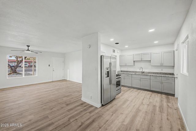 2611 W OSBORN Road, Phoenix, AZ 85017