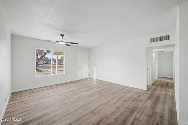 2611 W OSBORN Road, Phoenix, AZ 85017