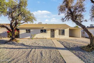 2611 W OSBORN Road, Phoenix, AZ 85017