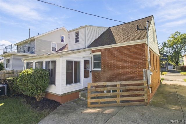 686 Mount Vernon Road, Cheektowaga, NY 14215