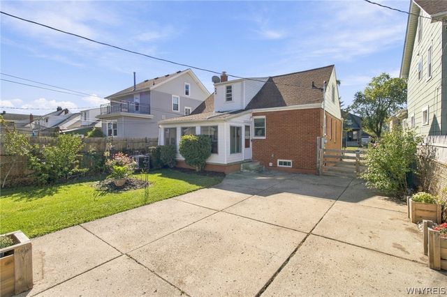 686 Mount Vernon Road, Cheektowaga, NY 14215