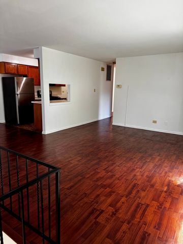 19361 Oak Avenue 19361, Country Club Hills, IL 60478