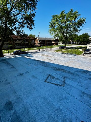 19361 Oak Avenue 19361, Country Club Hills, IL 60478