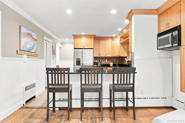4 Saltmeadow Lane, Bayport, NY 11705