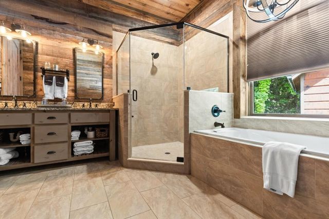 436 Geronimo Road, Blue Ridge, GA 30513