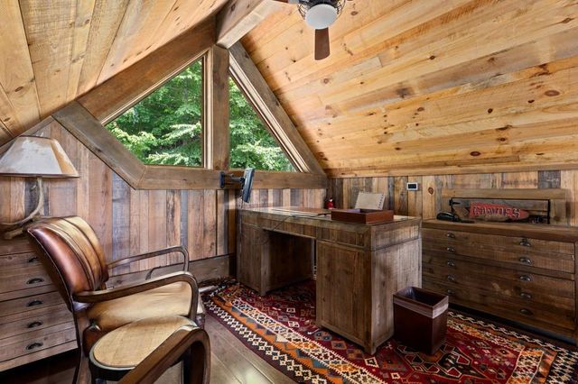 436 Geronimo Road, Blue Ridge, GA 30513
