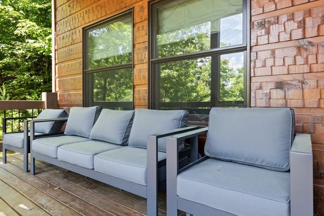436 Geronimo Road, Blue Ridge, GA 30513