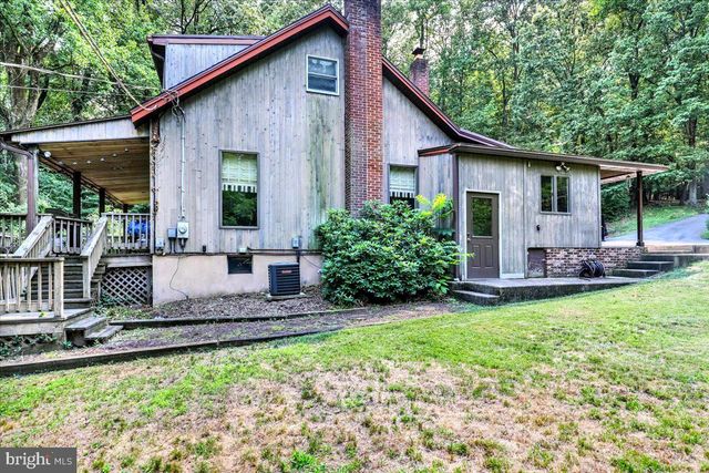 126 W NEVERSINK RD, Reading, PA 19606