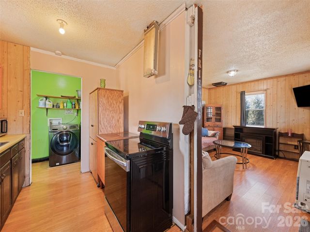 85 Culvern Street, Asheville, NC 28804