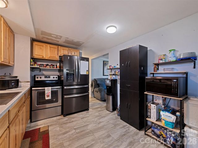 85 Culvern Street, Asheville, NC 28804