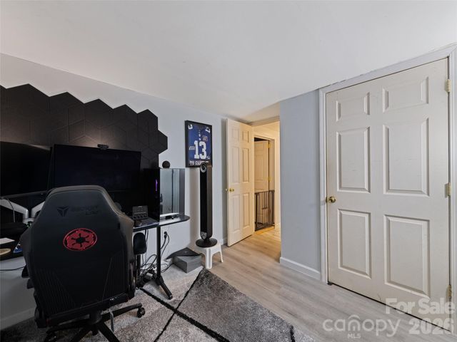 85 Culvern Street, Asheville, NC 28804