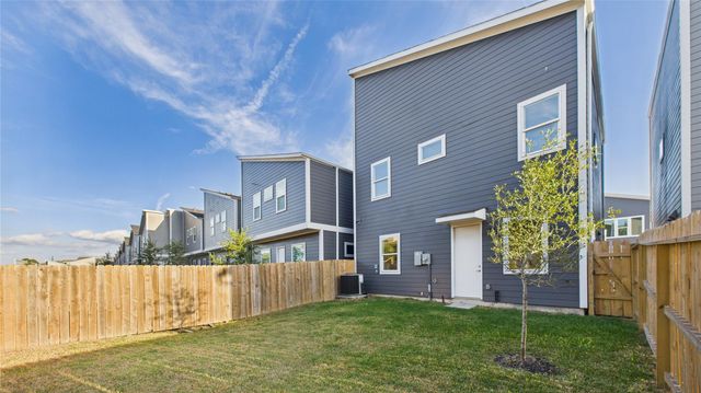 9607 Habitat Street, Houston, TX 77075