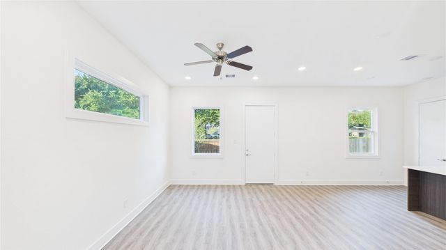 9607 Habitat Street, Houston, TX 77075