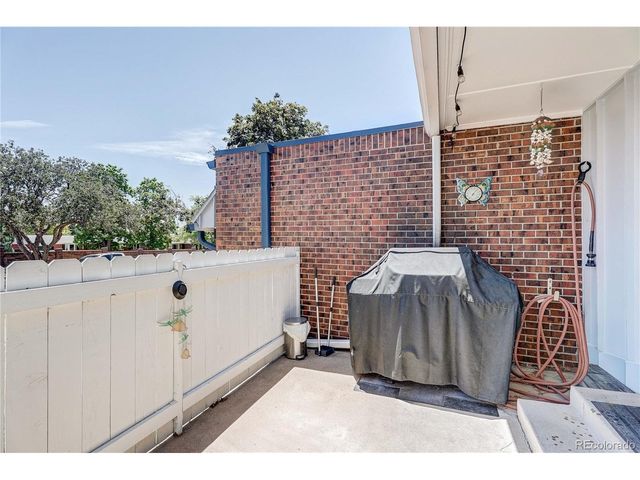 7202 W Cedar Cir, Lakewood, CO 80226