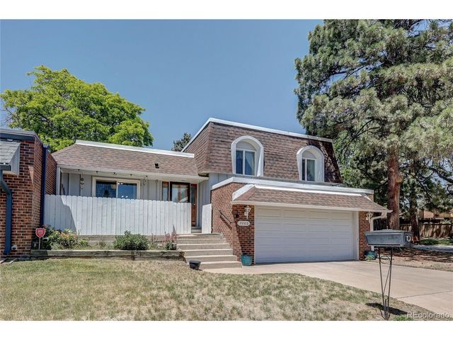 7202 W Cedar Cir, Lakewood, CO 80226
