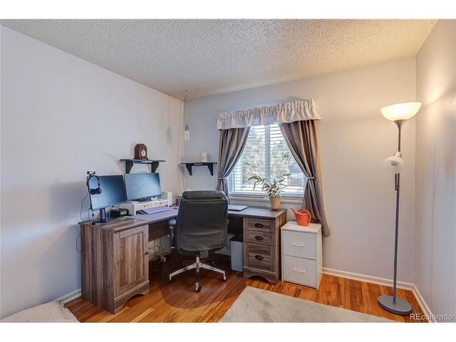 7202 W Cedar Cir, Lakewood, CO 80226