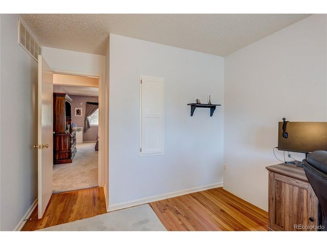7202 W Cedar Cir, Lakewood, CO 80226