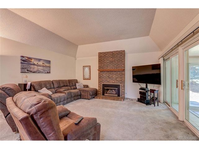 7202 W Cedar Cir, Lakewood, CO 80226