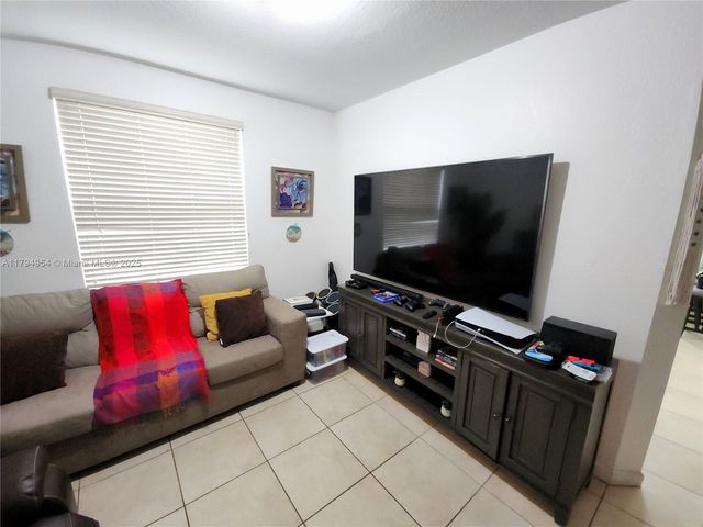 3064 SE 1st Dr 3, Homestead, FL 33033