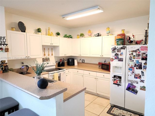 3064 SE 1st Dr 3, Homestead, FL 33033