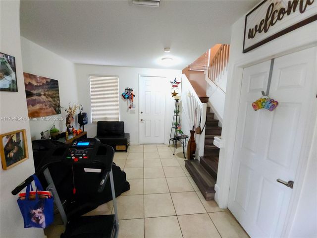 3064 SE 1st Dr 3, Homestead, FL 33033