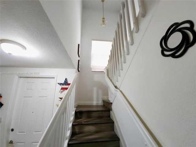 3064 SE 1st Dr 3, Homestead, FL 33033