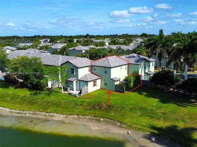 3064 SE 1st Dr 3, Homestead, FL 33033