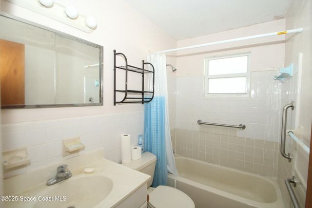 1798 Hudson Circle S, Melbourne, FL 32935