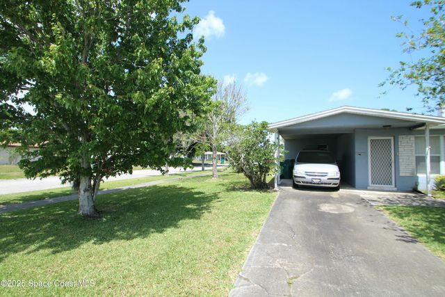1798 Hudson Circle S, Melbourne, FL 32935