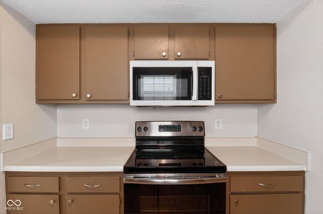 3413 W 52nd Street, Indianapolis, IN 46228