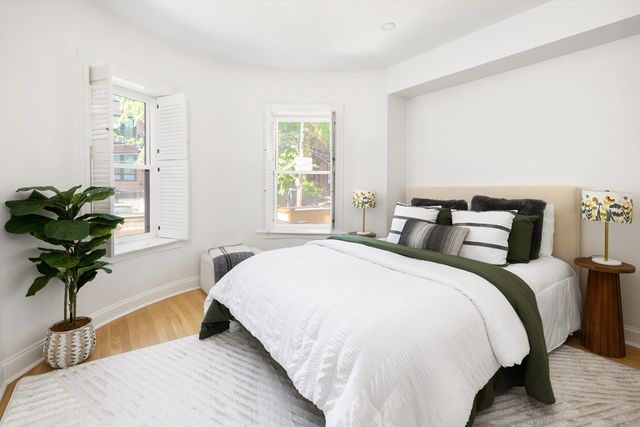 12 Greenwich Park 1, Boston, MA 02118