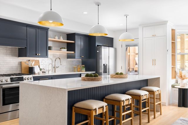 12 Greenwich Park 1, Boston, MA 02118